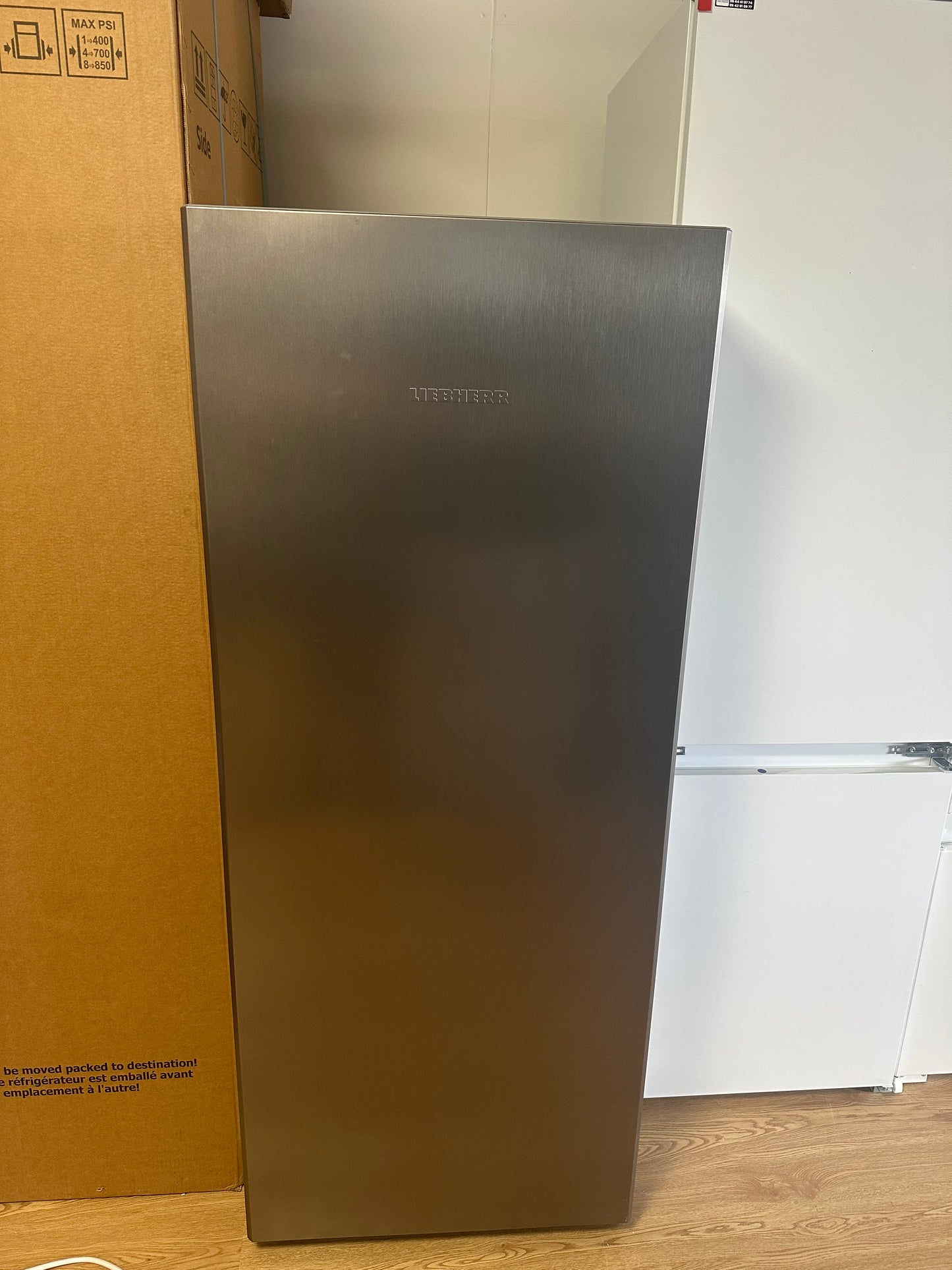LIEBHERR POWERCOOLING KOELKAST KOELER VRIJSTAAND 310L