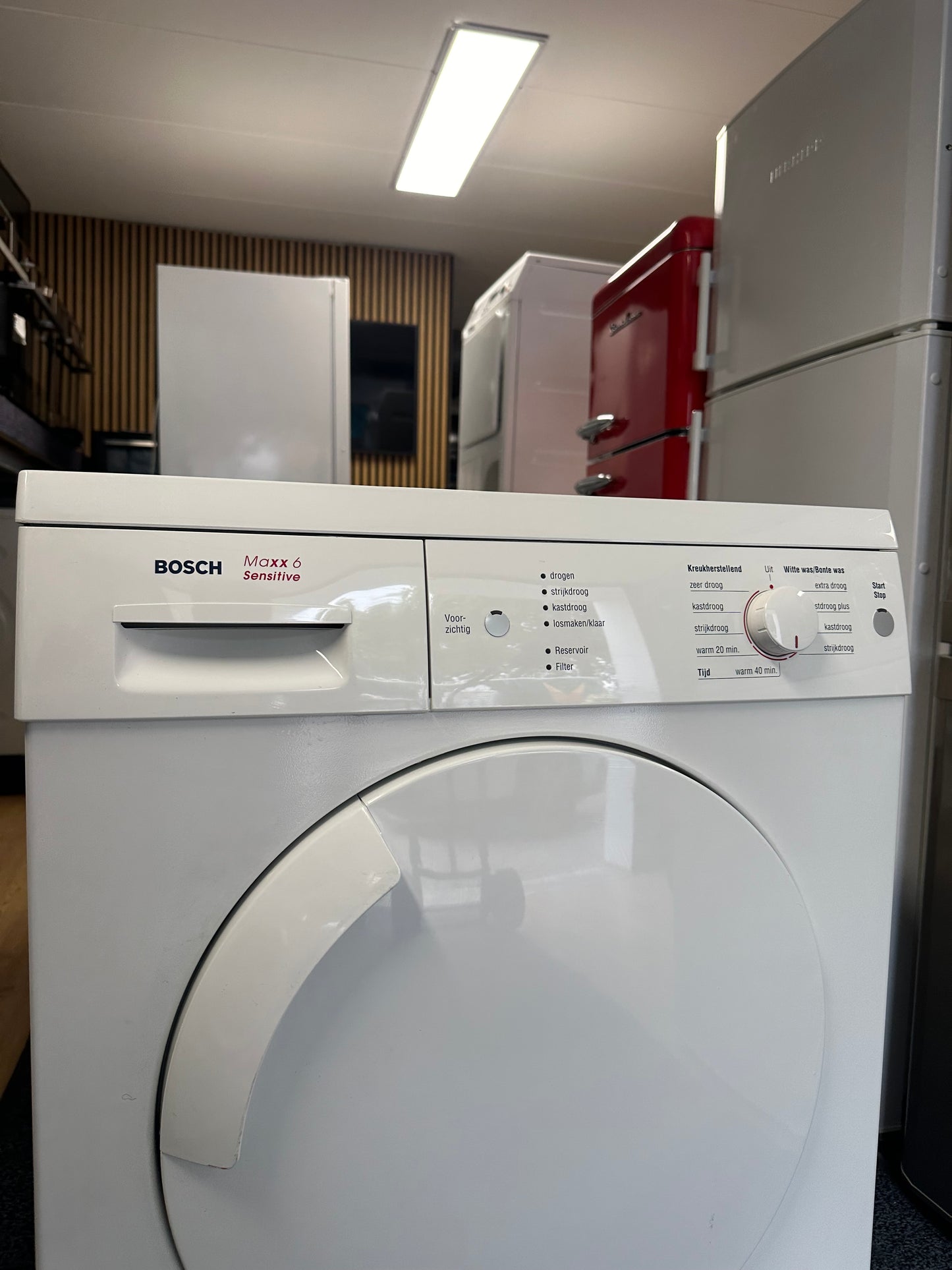 BOSCH 7KG CONDENSDROGER VRIJSTAAND VOORLADER