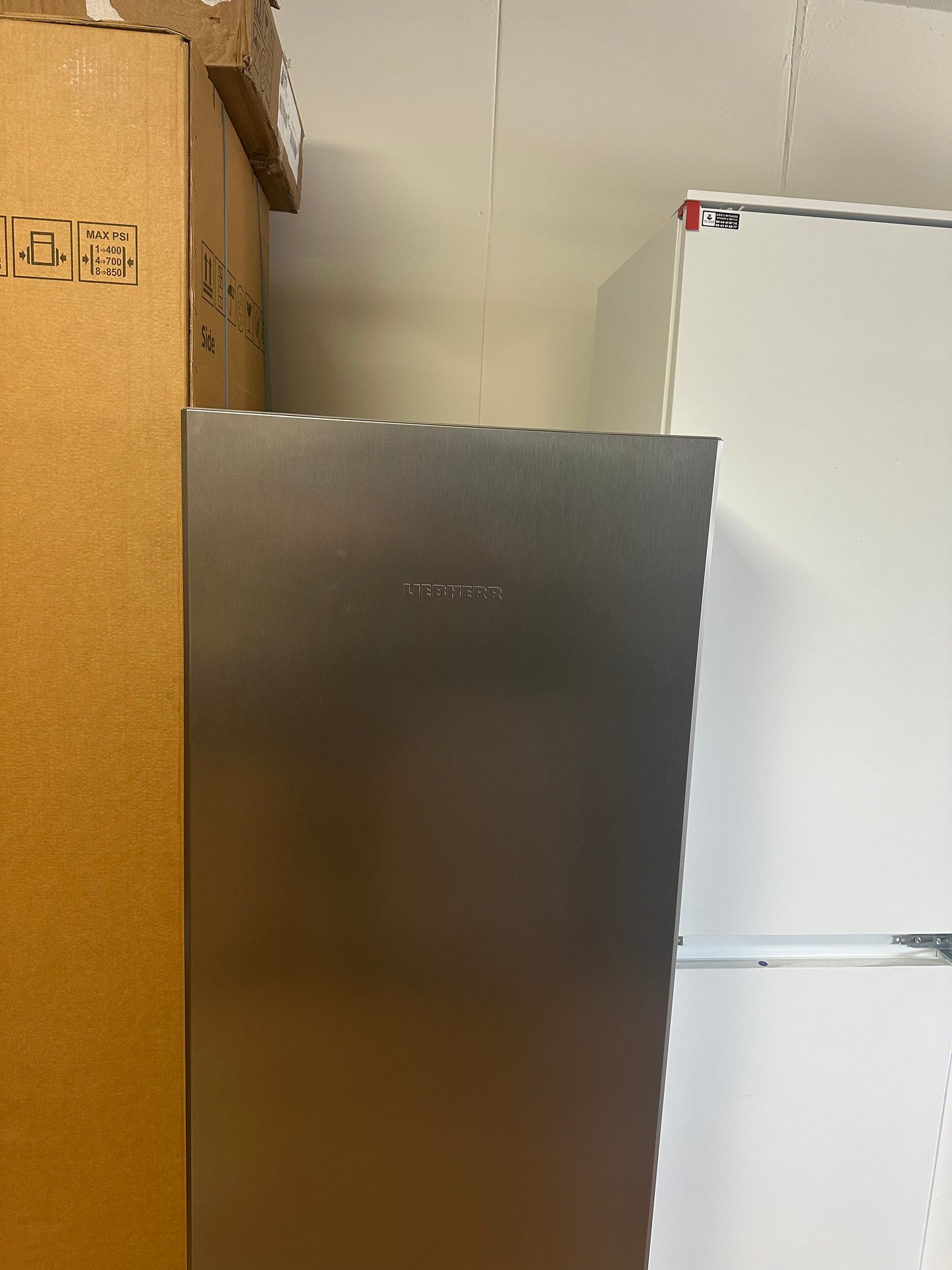 LIEBHERR POWERCOOLING KOELKAST KOELER VRIJSTAAND 310L