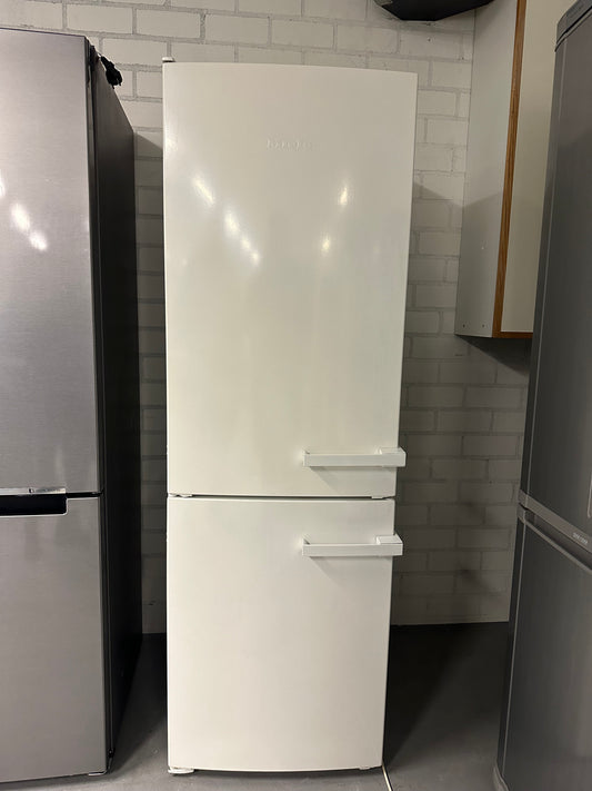 MIELE NO FROST KOELVRIESCOMBINATIE KOELKAST 320L VRIJSTAAND