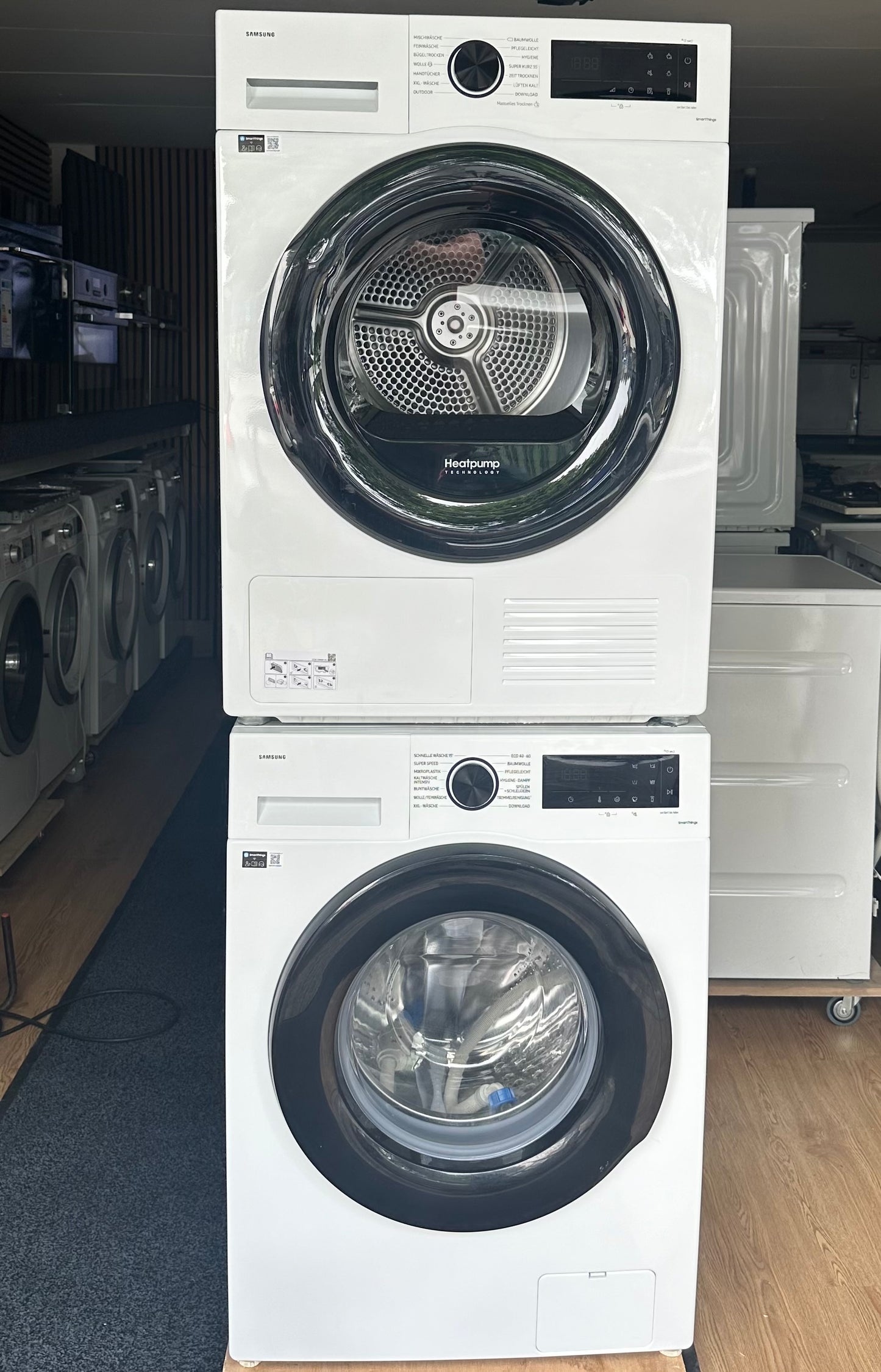 SAMSUNG SET WASMACHINE + WARMTEPOMPDROGER 11KG / 8KG VRIJSTAAND VOORLADER