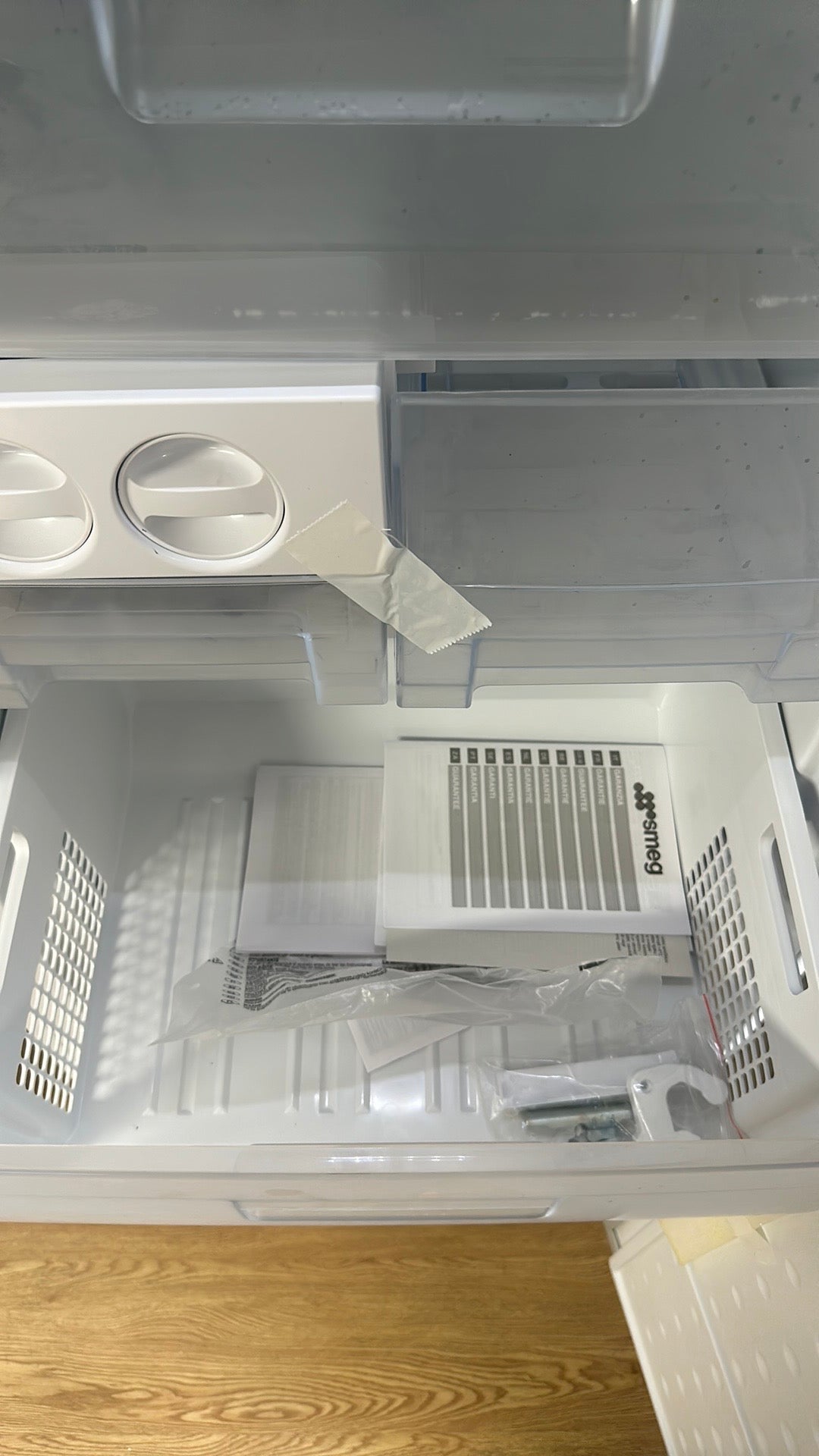 SMEG Vrieskast CV290NDF 260L
