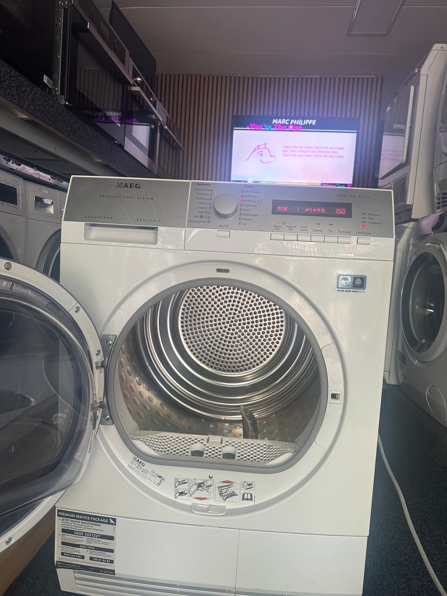 AEG 8KG WARMTEPOMPDROGER A++ VRIJSTAAND