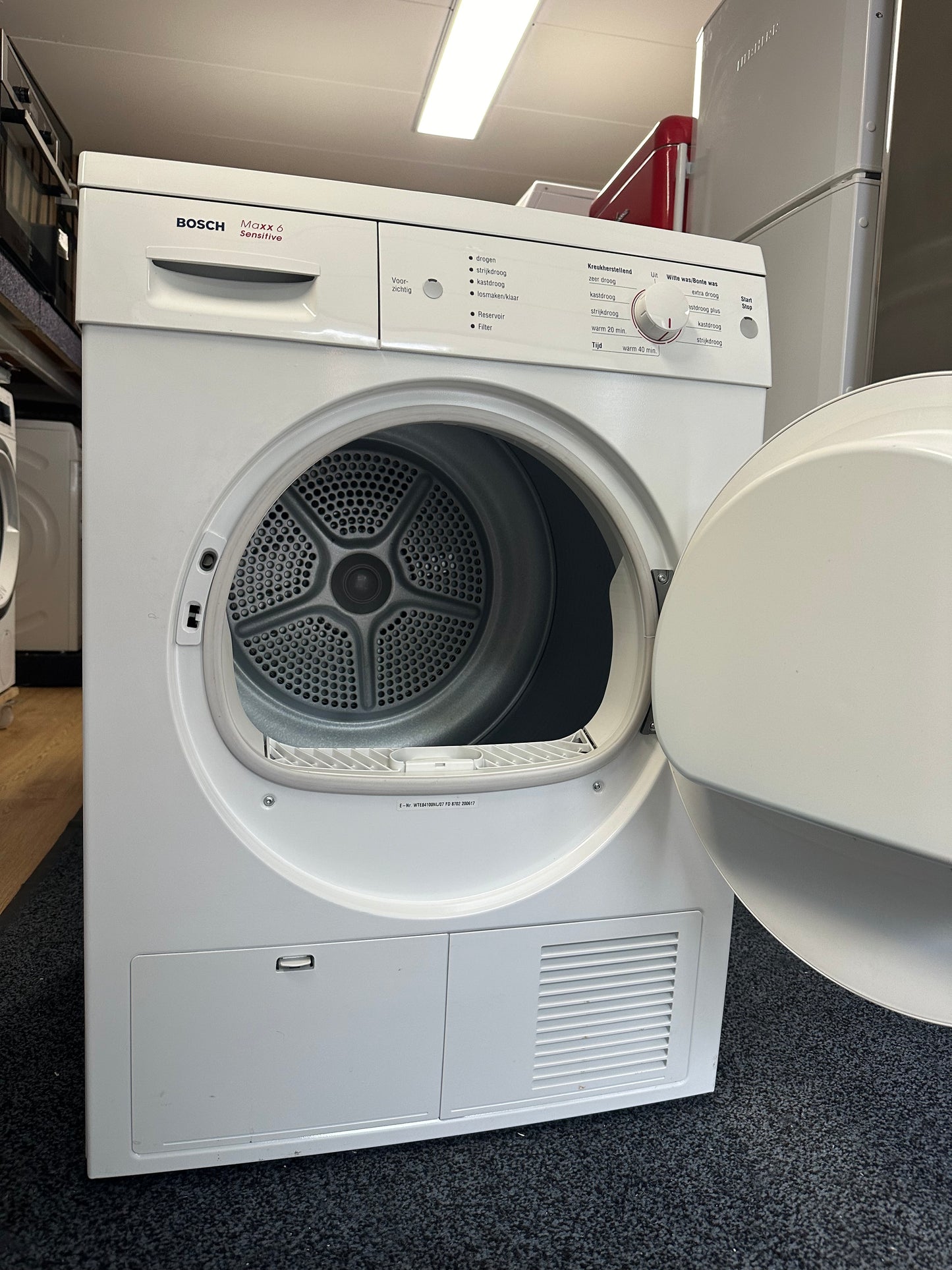BOSCH 7KG CONDENSDROGER VRIJSTAAND VOORLADER