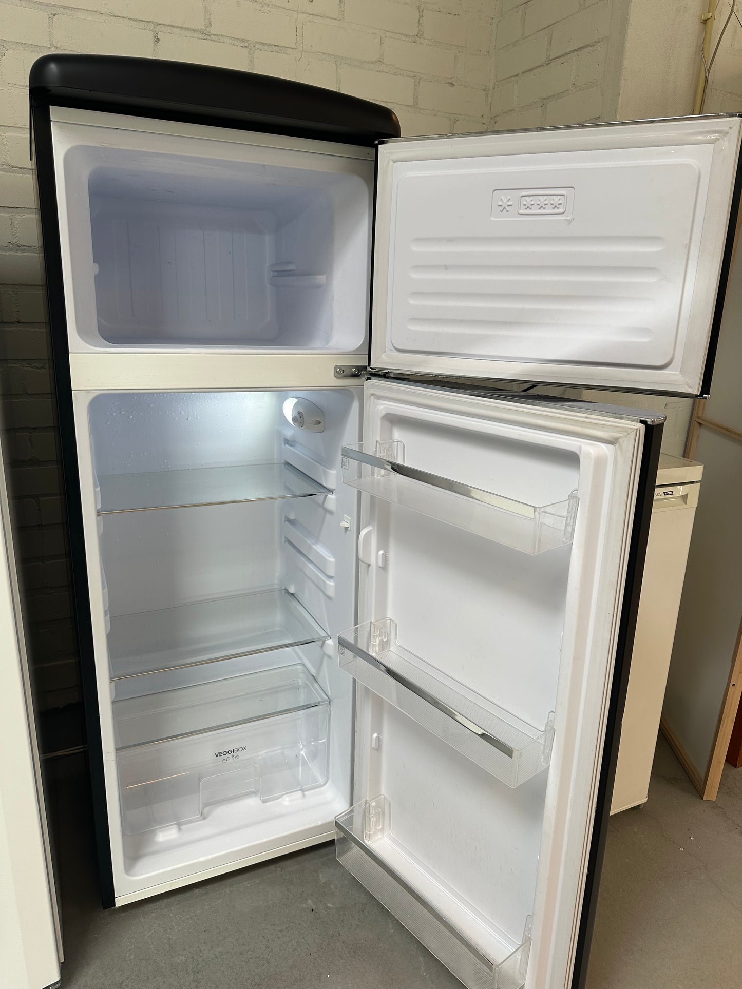 SEVERIN RETRO KOELVRIESCOMBINATIE KOELKAST VRIJSTAAND