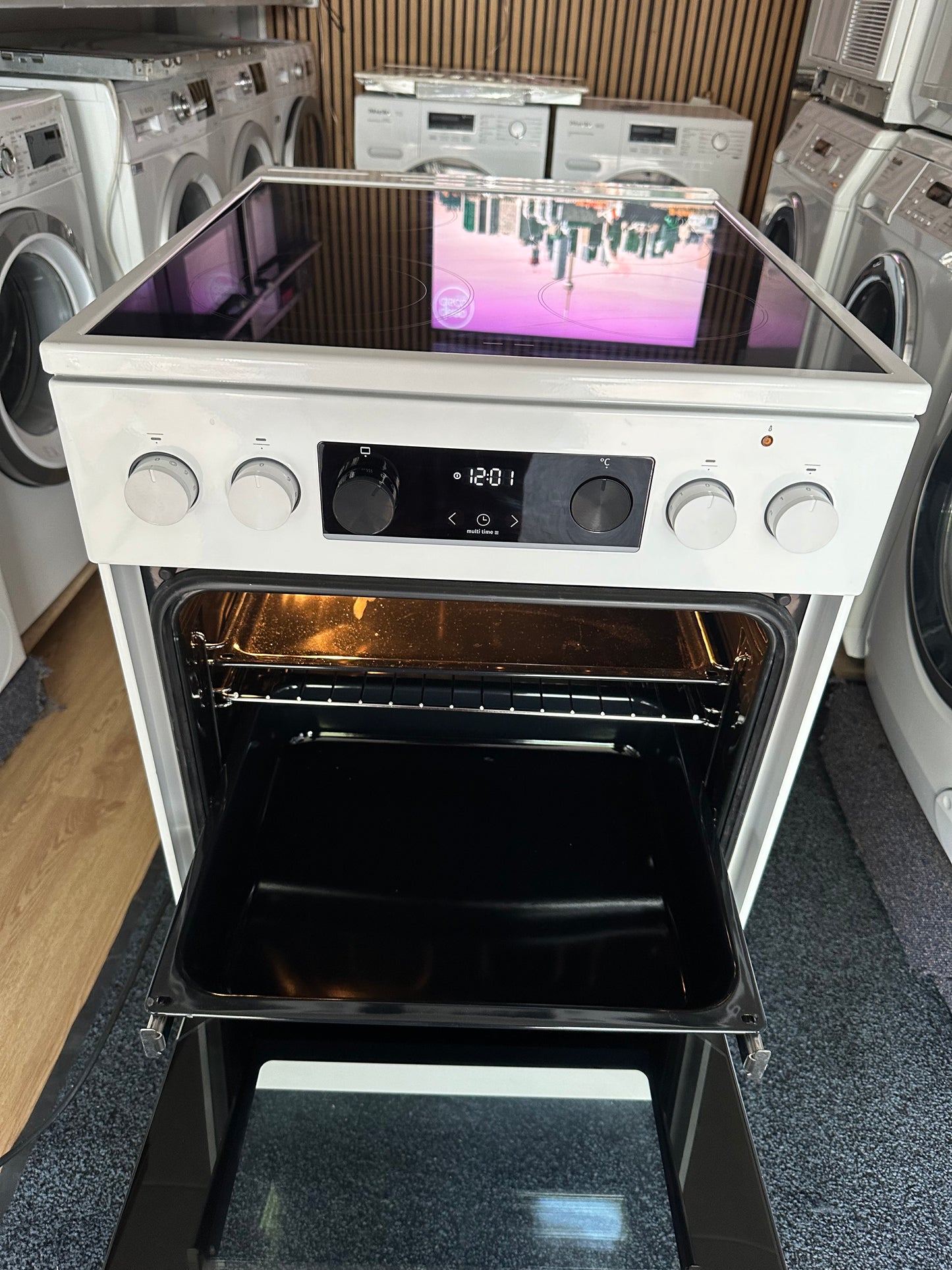 GORENJE 50CM Keramisch fornuis 70L VRIJSTAAND GECS5C71WPEOT