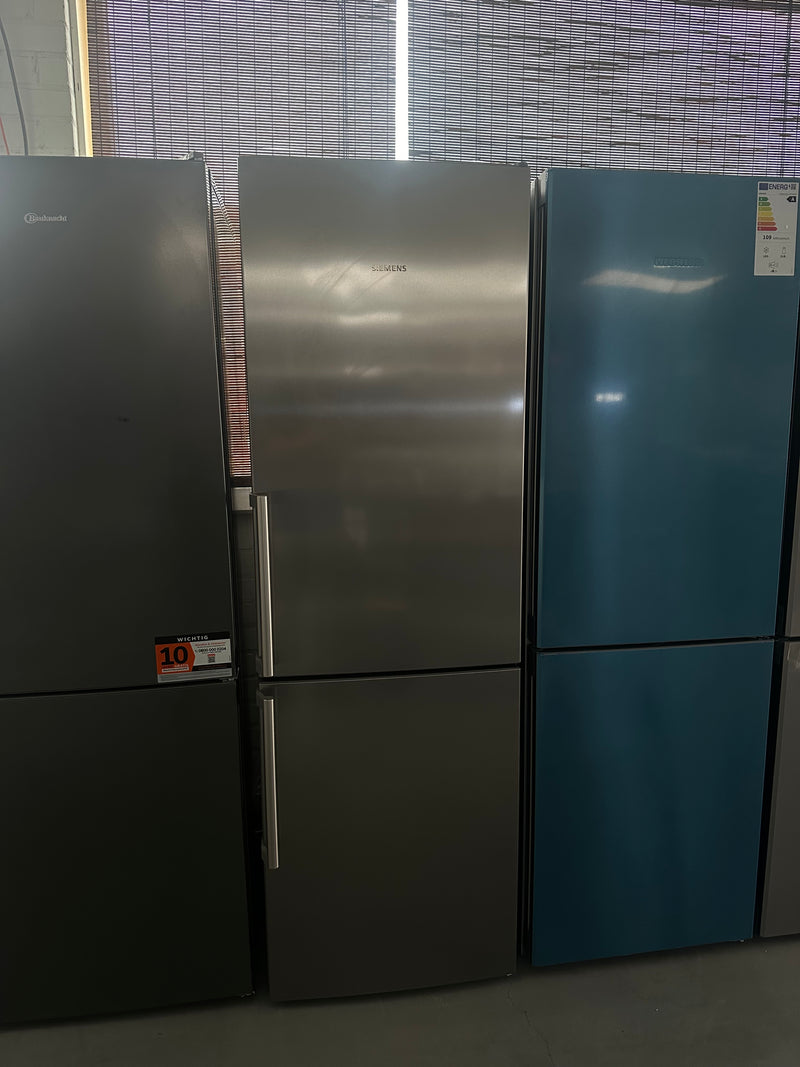 SIEMENS || IQ500 || RVS || Koelvriescombinatie || Koelkast || 302L || HyperFresh