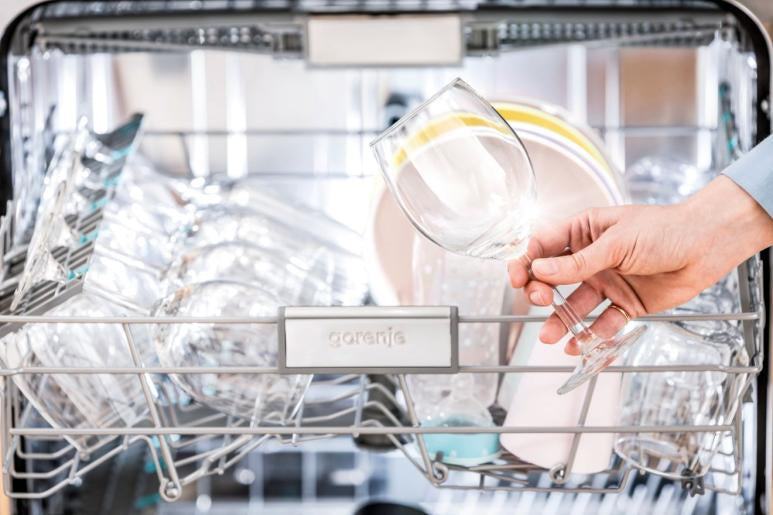 GORENJE ONDERBOUW VAATWASSER WIT 14 COUVERTS GU642D60W