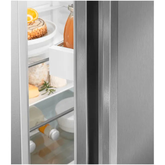 LIEBHERR || Koelvriescombinatie || Koelkast || NoFrost || 370L || CNsdc 5703-22 Pure