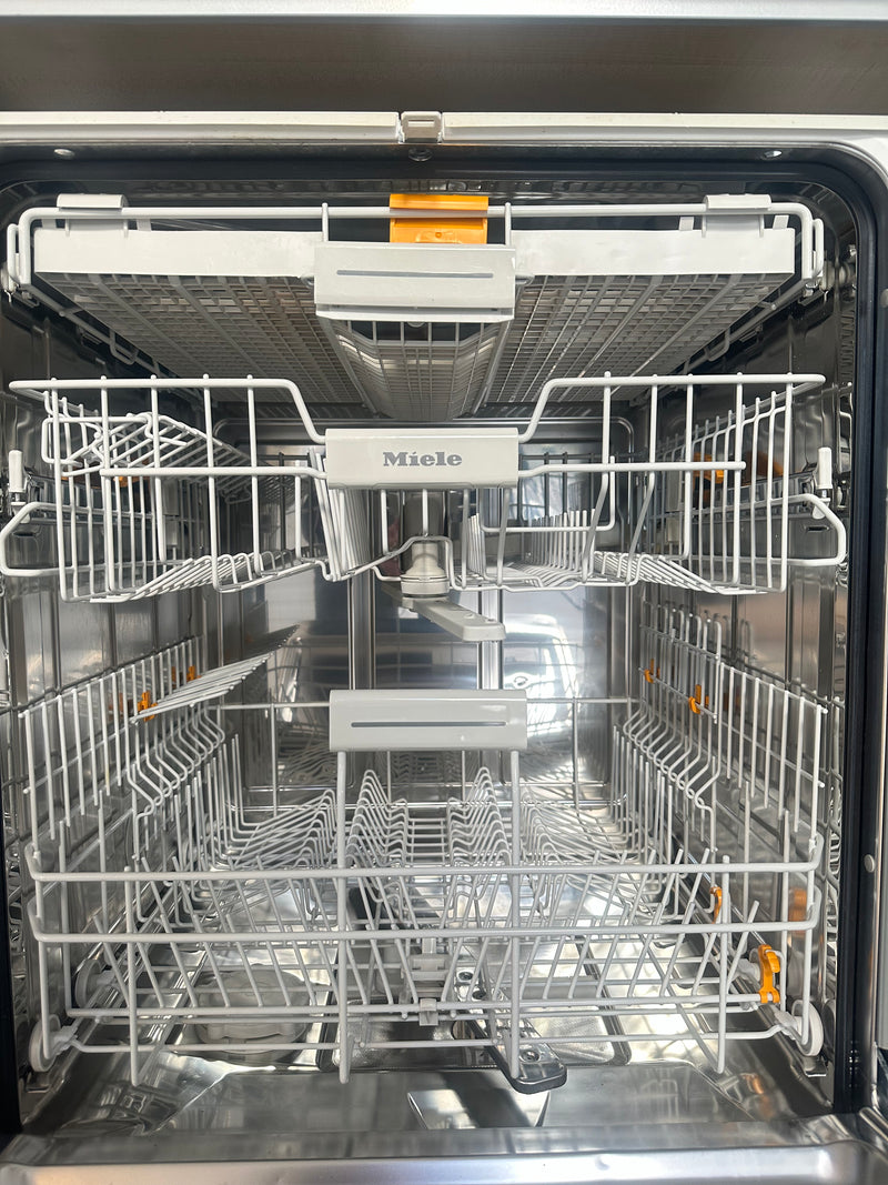 MIELE || JUBILEE A+++ || HALF GEINTEGREERDE || INBOUW ||VAATWASSER || AutoOpen || 3D BESTEKLADE ||