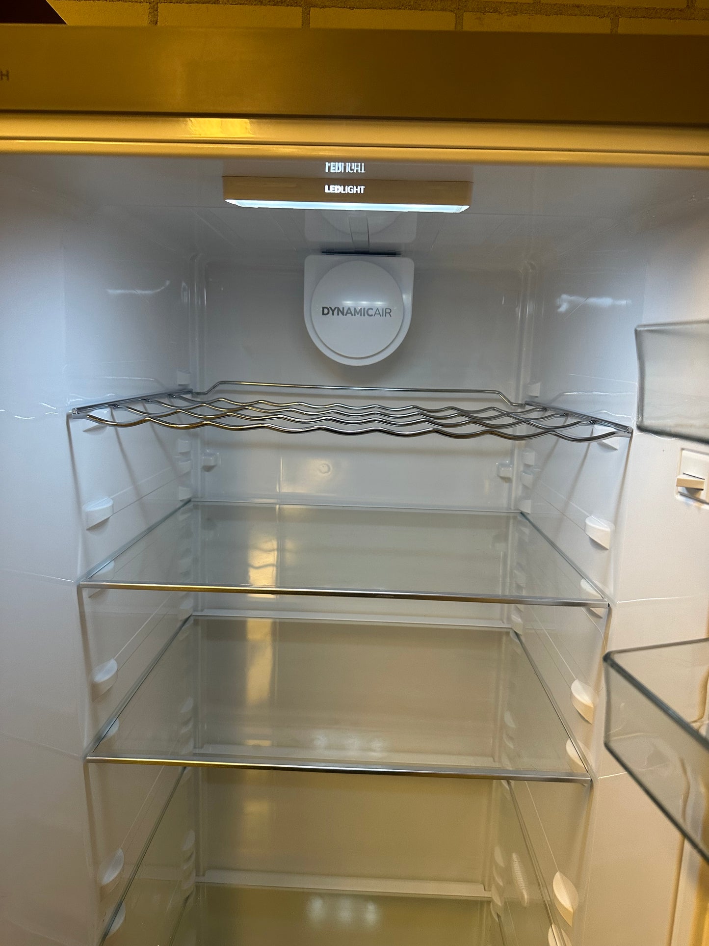 GORENJE KOELER KOELKAST VRIJSTAAND 389L R619DAXL6