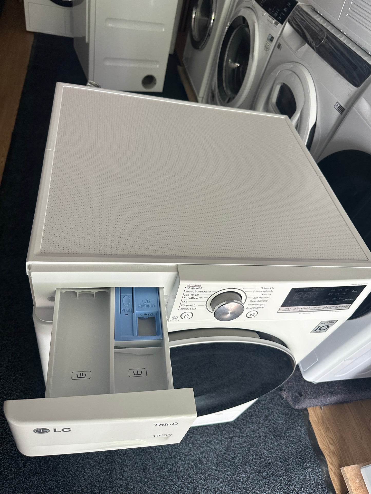LG SERIE 7 ThinQ 10KG WAS-DROOGCOMBINATIE W4WR70X61