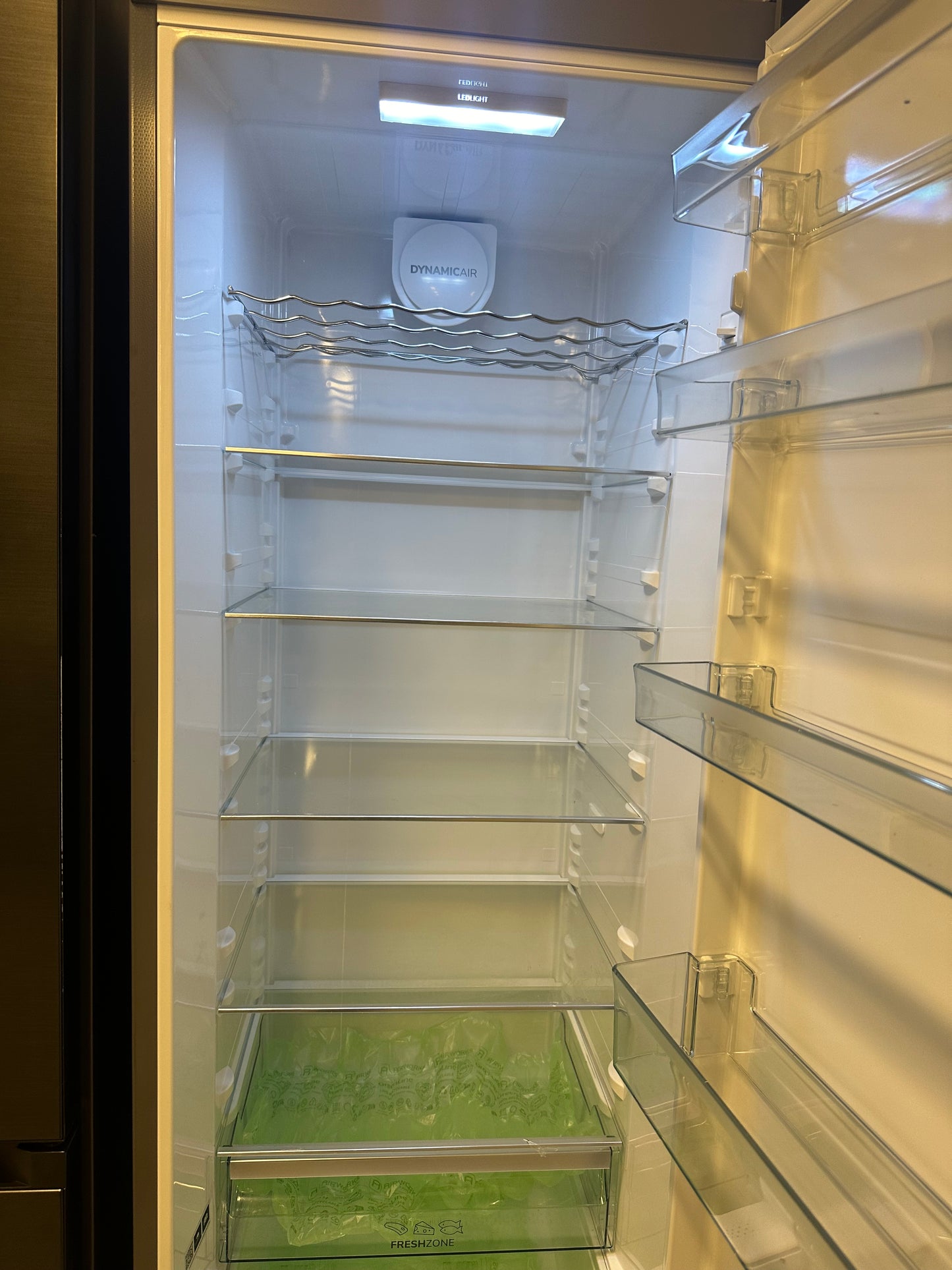 GORENJE KOELER KOELKAST VRIJSTAAND 389L R619DAXL6