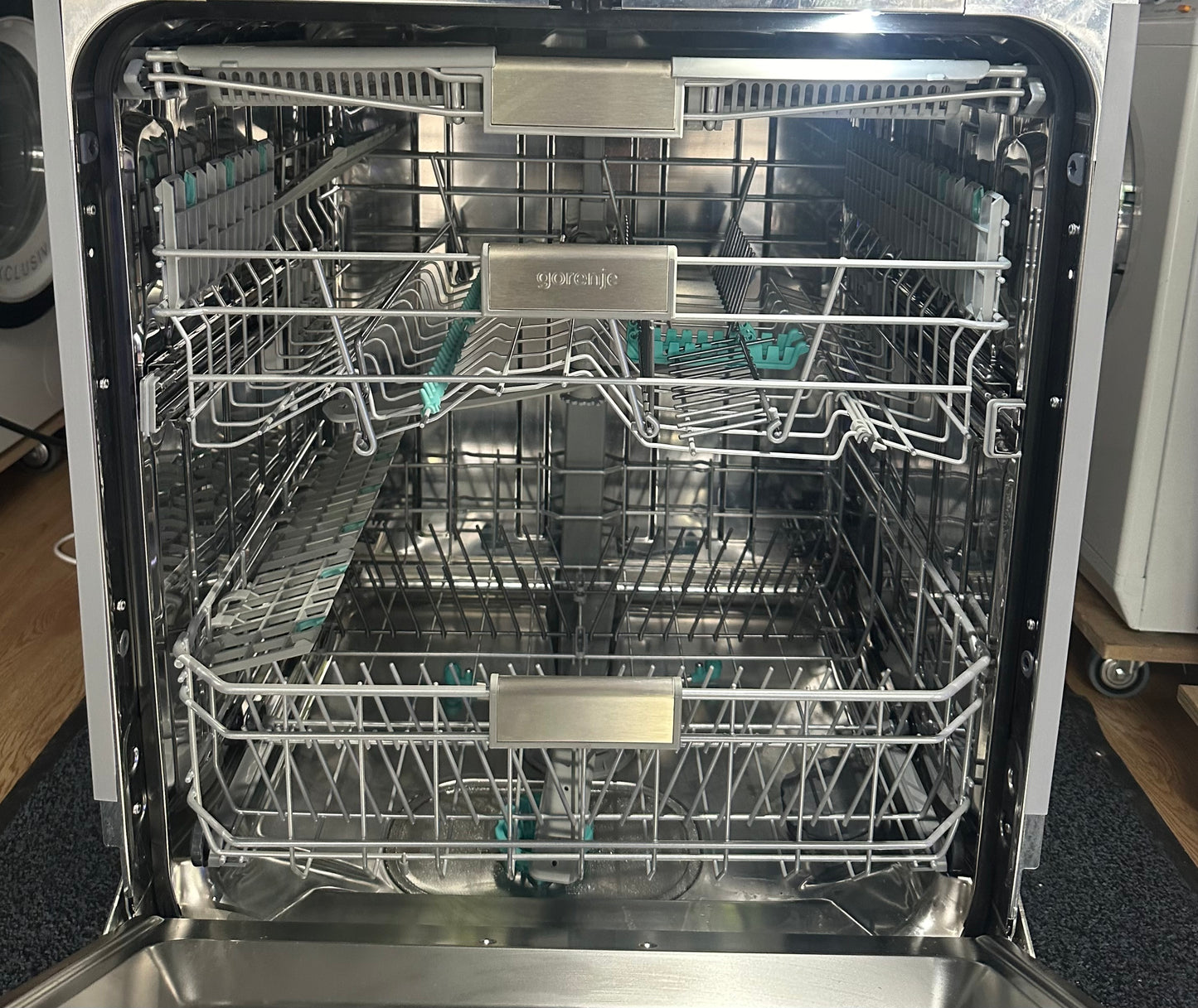 GORENJE VOLLEDIG INTEGREERBARE INBOUW VAATWASSER 16 COUVERTS GV673A61
