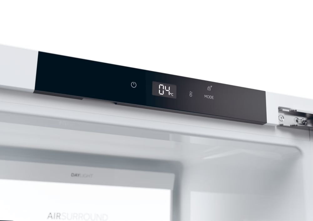 HAIER NO FROST INBOUW KOELKAST 122CM HATL 126 DE