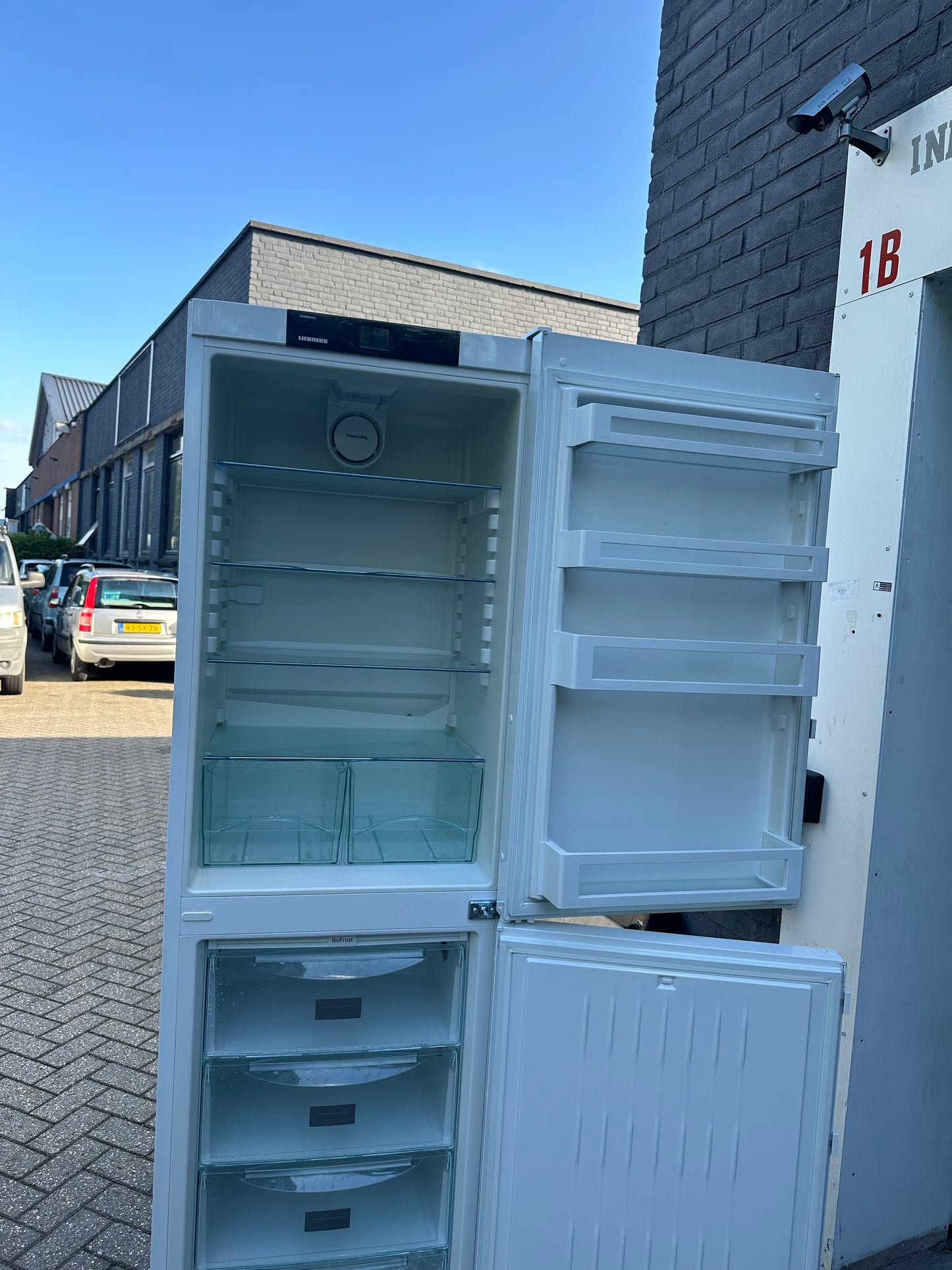 LIEBHERR NO FROST KOELVRIESCOMBINATIE KOELKAST VRIJSTAAND