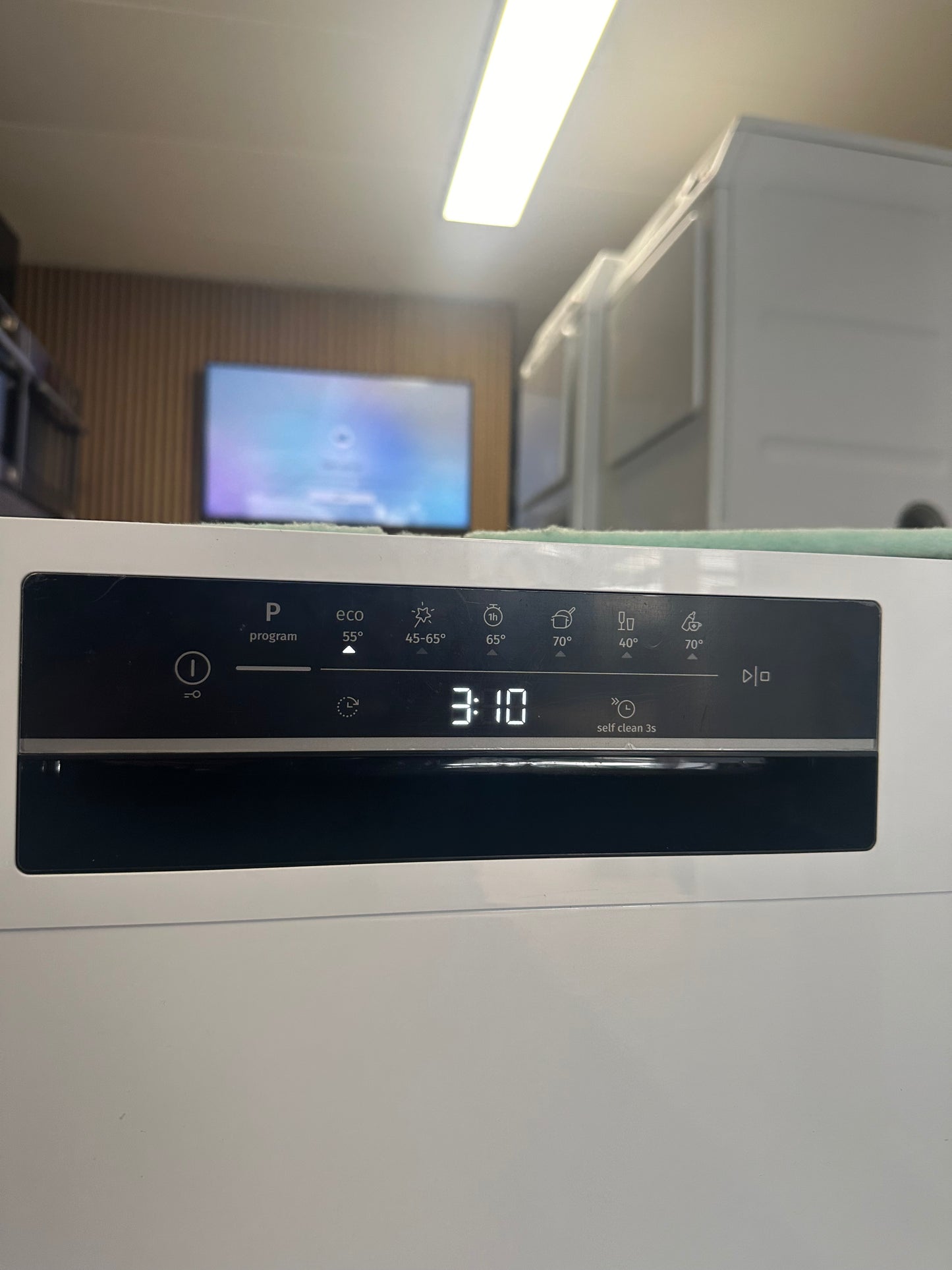 GORENJE ONDERBOUW VAATWASSER WIT 14 COUVERTS GU642D60W