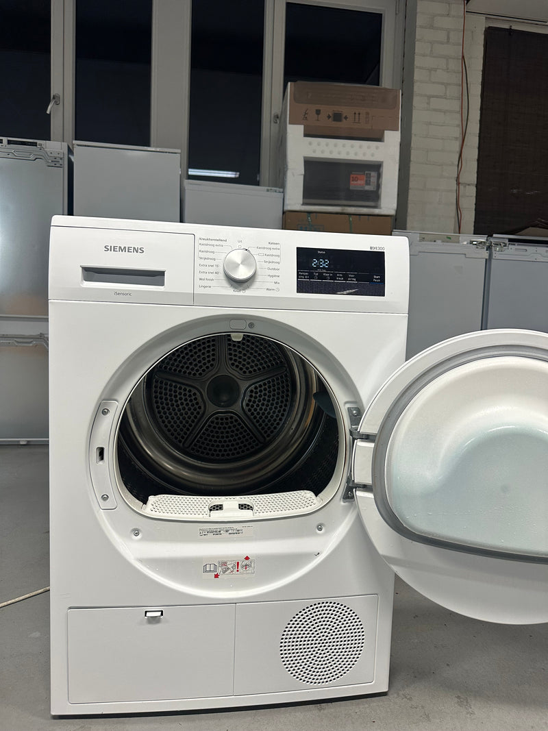 SIEMENS || IQ300 || 8KG || CONDENSDROGER || AutoDry || WT43N272NL ||