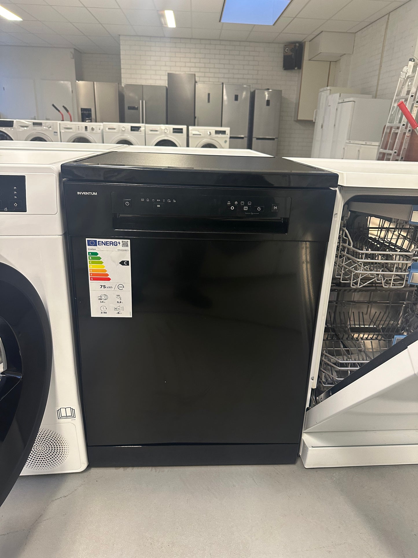 INVENTUM VRIJSTAANDE VAATWASSER 14 COUVERTS VVW6046AB