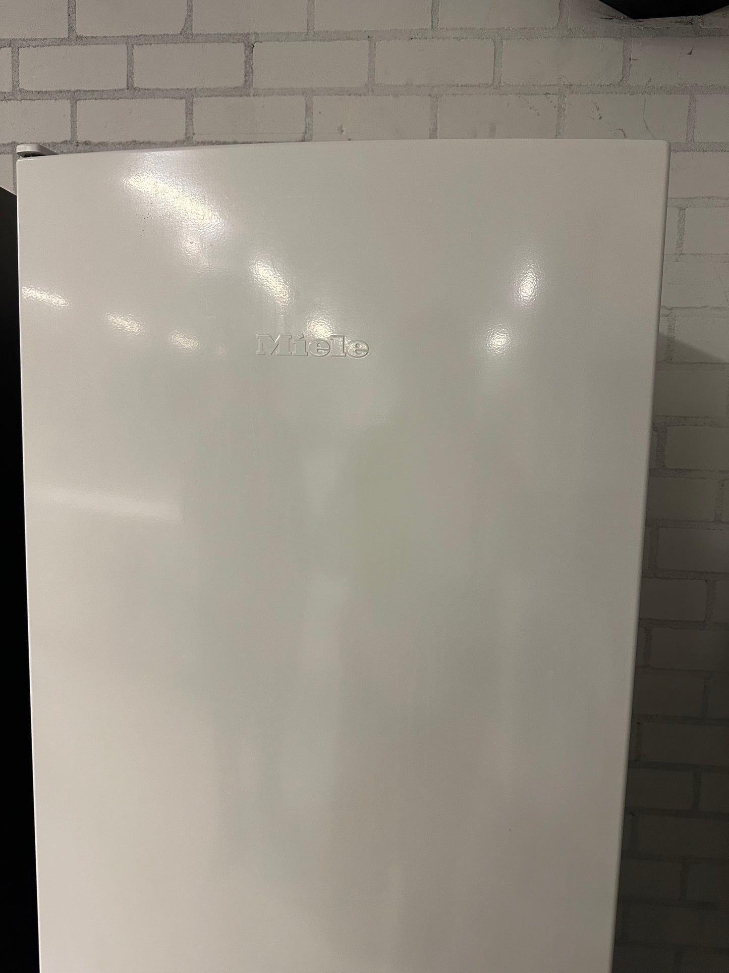 MIELE NO FROST KOELVRIESCOMBINATIE KOELKAST 320L VRIJSTAAND