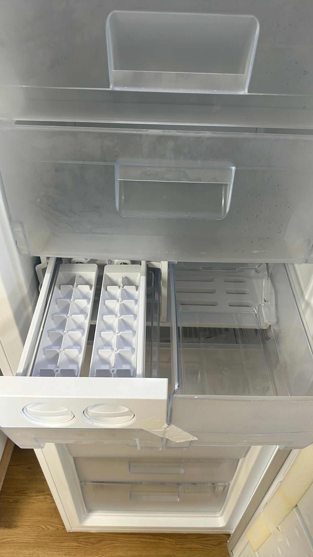 SMEG Vrieskast CV290NDF 260L