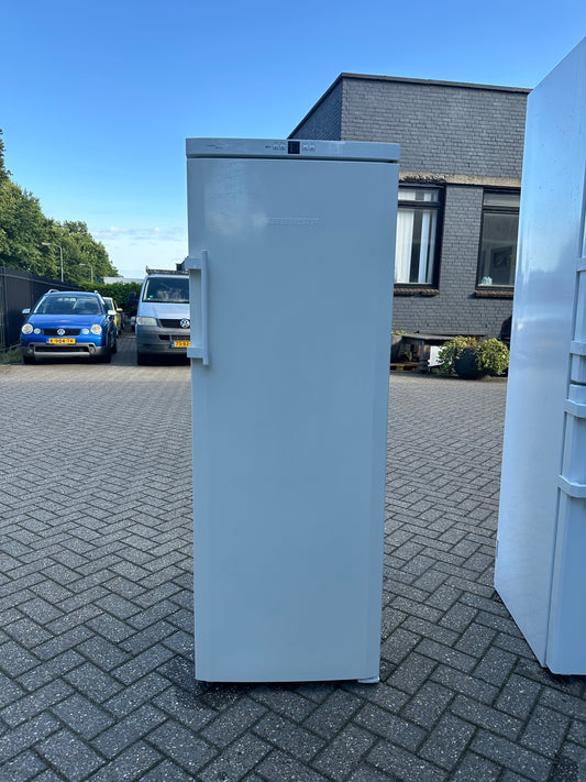 LIEBHERR NO FROST VRIESKAST VRIJSTAAND