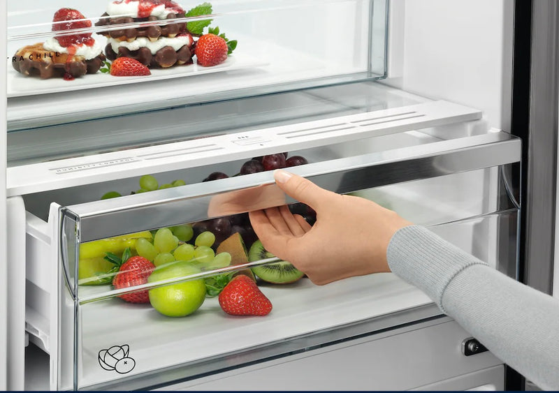 ELECTROLUX || 800 SERIE || 178CM || INBOUW || KOELVRIES || 360° Cooling || TwinTech No Frost || SLEEPDEUR || ENC8MC18S ||