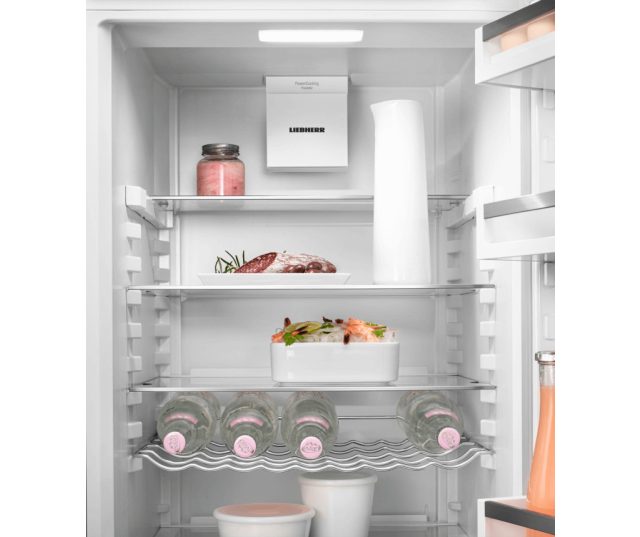 LIEBHERR || NoFrost || 359L || Koelvriescombinatie || WiFi || DuoCooling || EasyFresh || EasyTwist-Ice || CNsfc 573i-22