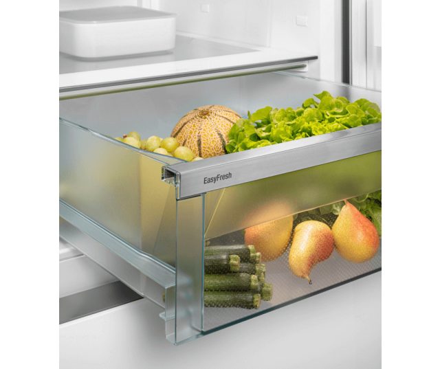 LIEBHERR || NoFrost || 359L || Koelvriescombinatie || WiFi || DuoCooling || EasyFresh || EasyTwist-Ice || CNsfc 573i-22