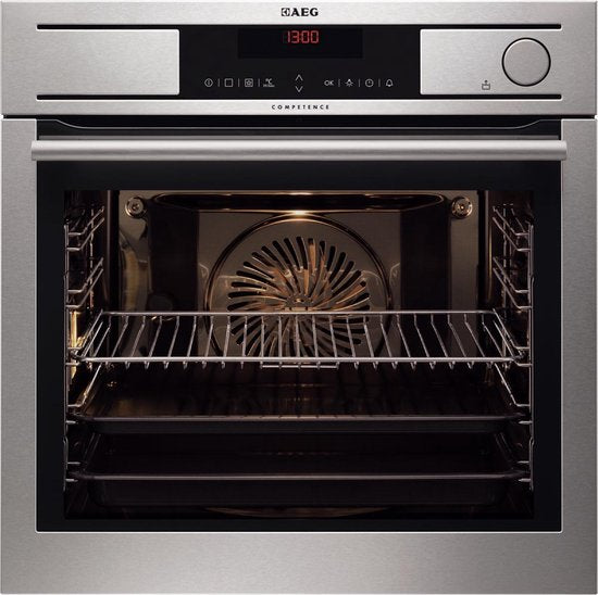 AEG BS8314001M combi stoomoven met premium inbouwdesign en nauwkeurige stoomtechnologie