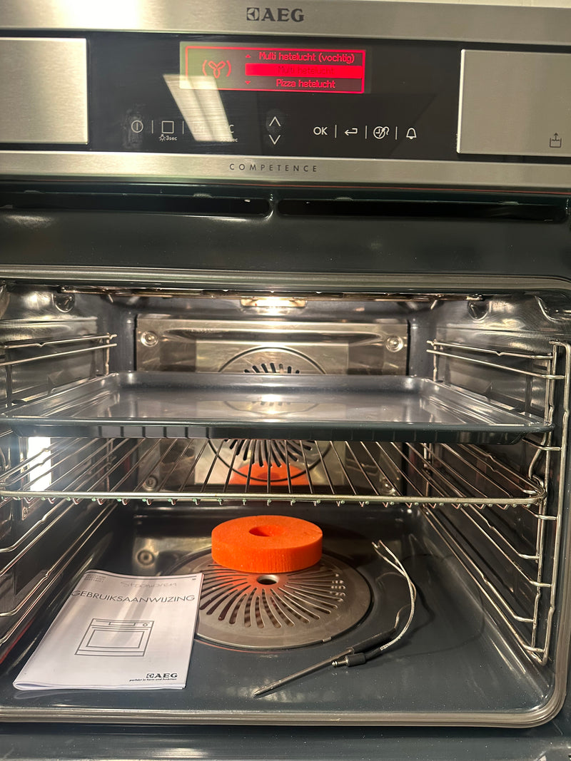 Technische details van de energiezuinige AEG BS8314001M combi stoomoven