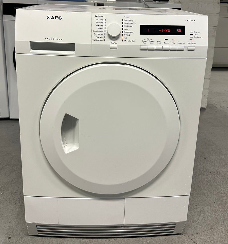AEG T71272NAC condensdroger met geopende deur en trommel