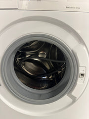 Bosch WAN28060NL voorlader wasmachine opgesteld in een wasruimte of bijkeuken