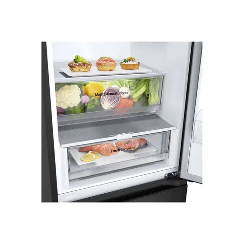 LG GBV3200CEP vriesgedeelte met open lades en zicht op de indeling