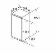 Binnenverlichting en interieurdetails van de NEFF KI2423DD1 koelkast