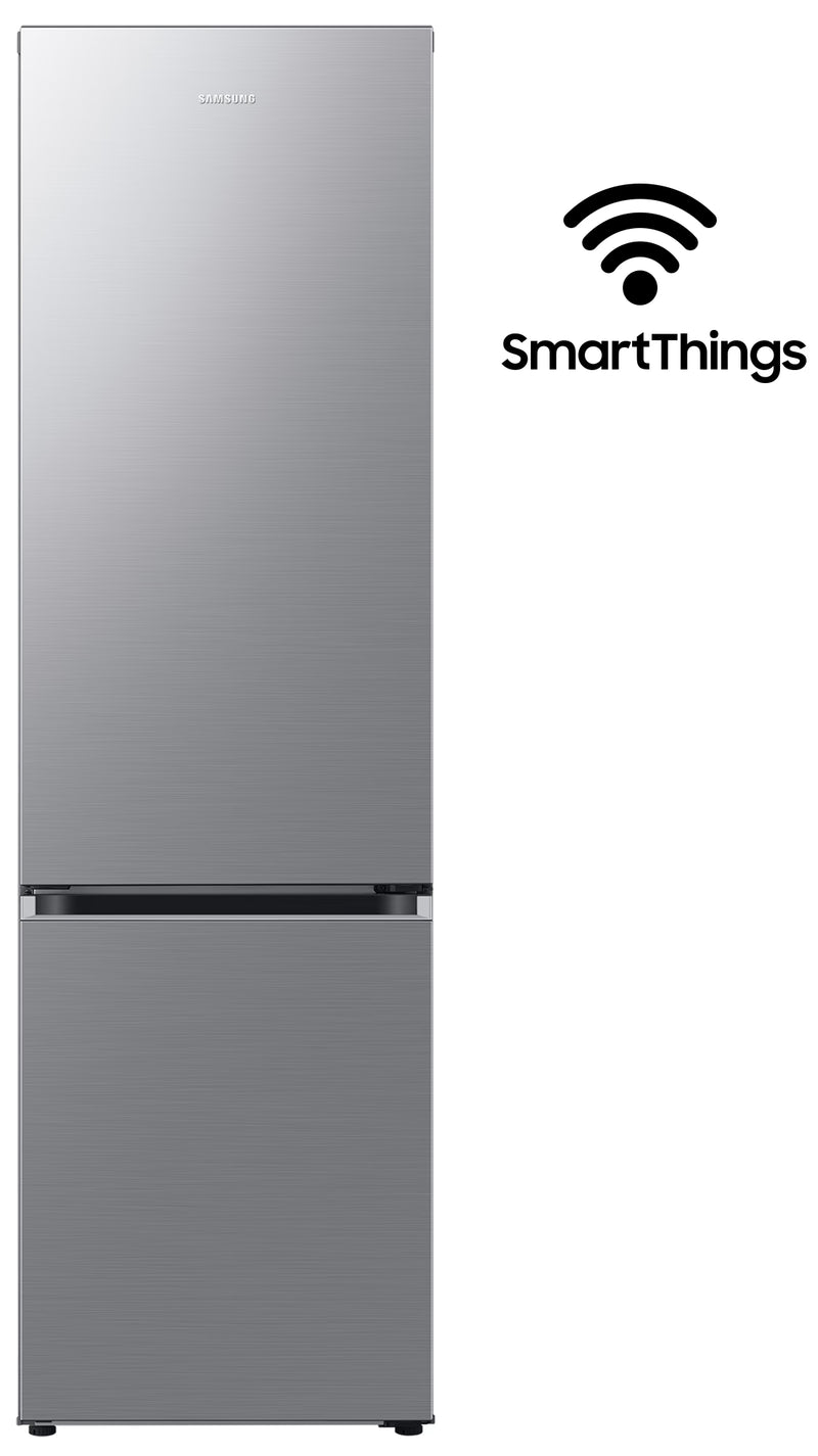 Samsung RB38C607AS9 koelvriescombinatie met geopende koel- en vriesdeur en overzichtelijk interieur