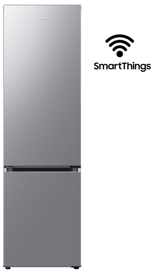 Samsung RB38C607AS9 koelvriescombinatie met geopende koel- en vriesdeur en overzichtelijk interieur