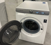 Zijaanzicht van de Samsung WW80T936ASH wasmachine