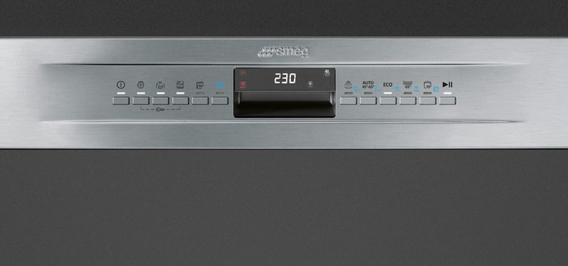 Besteklade van de SMEG PL234CXDE inbouw vaatwasser met optimale opbergruimte