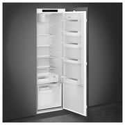 Interieur van de SMEG S9L174D1D inbouw koelkast met plateaus en deurvakken